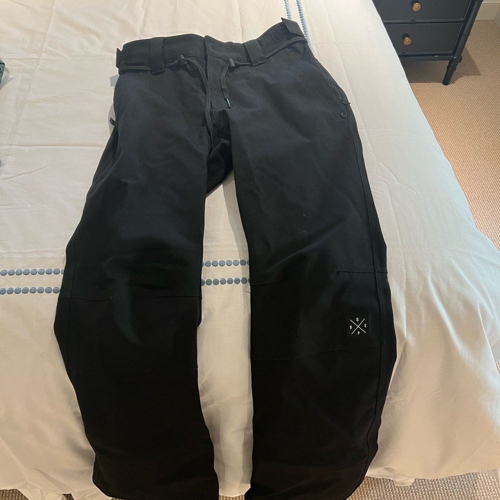 Dope snow ski pants! Size medium women’s